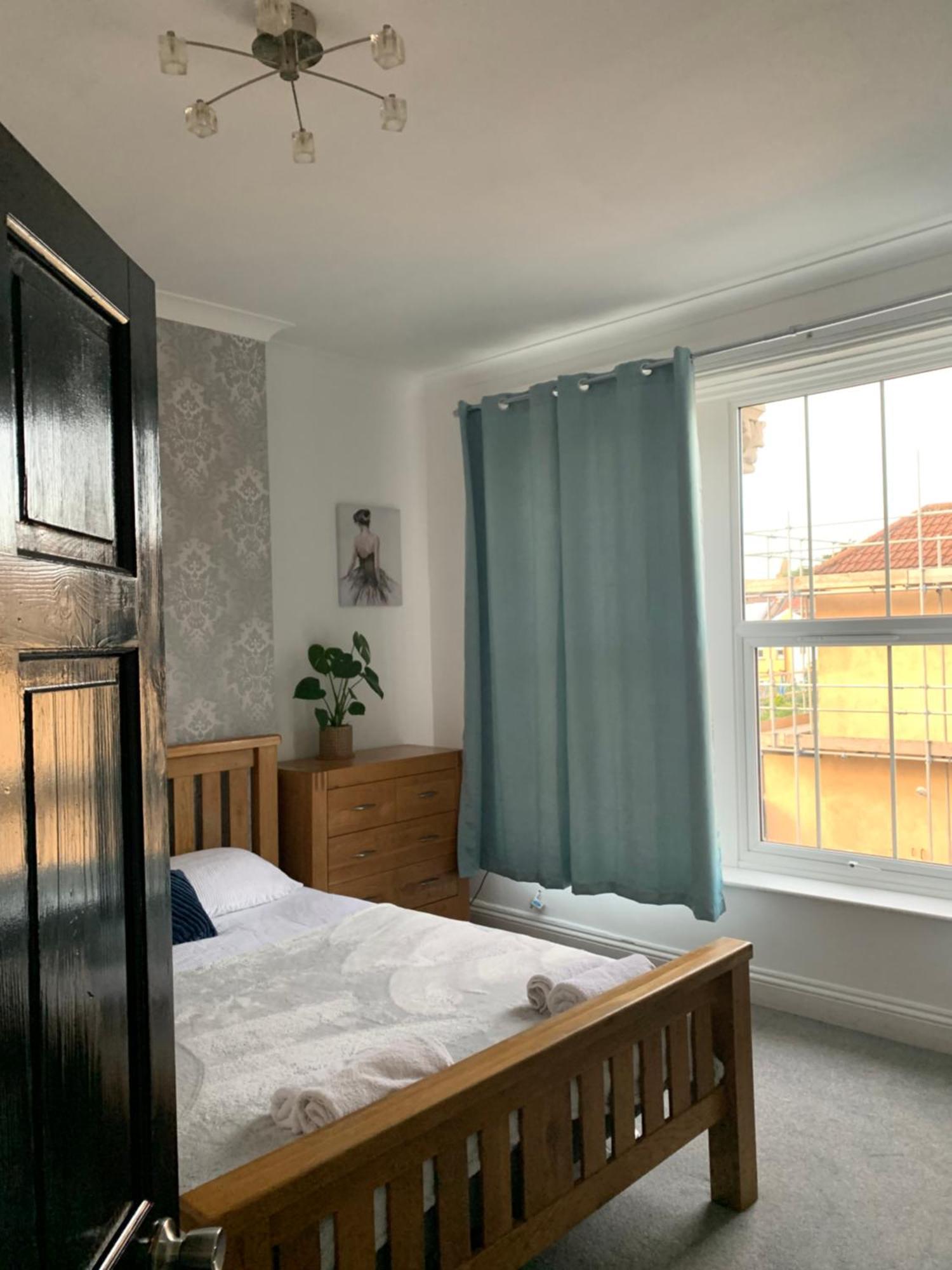 Stylish 91Sqm Victoria 2 Bedroom Apartment Bristol Exteriör bild